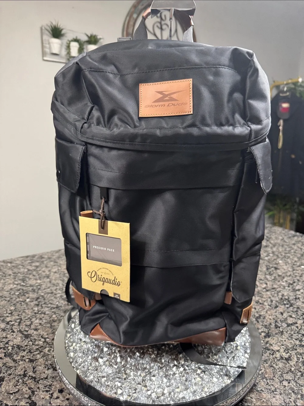 Storm dude Black Men's laptop Backpack with Brown Leather Trim NWT